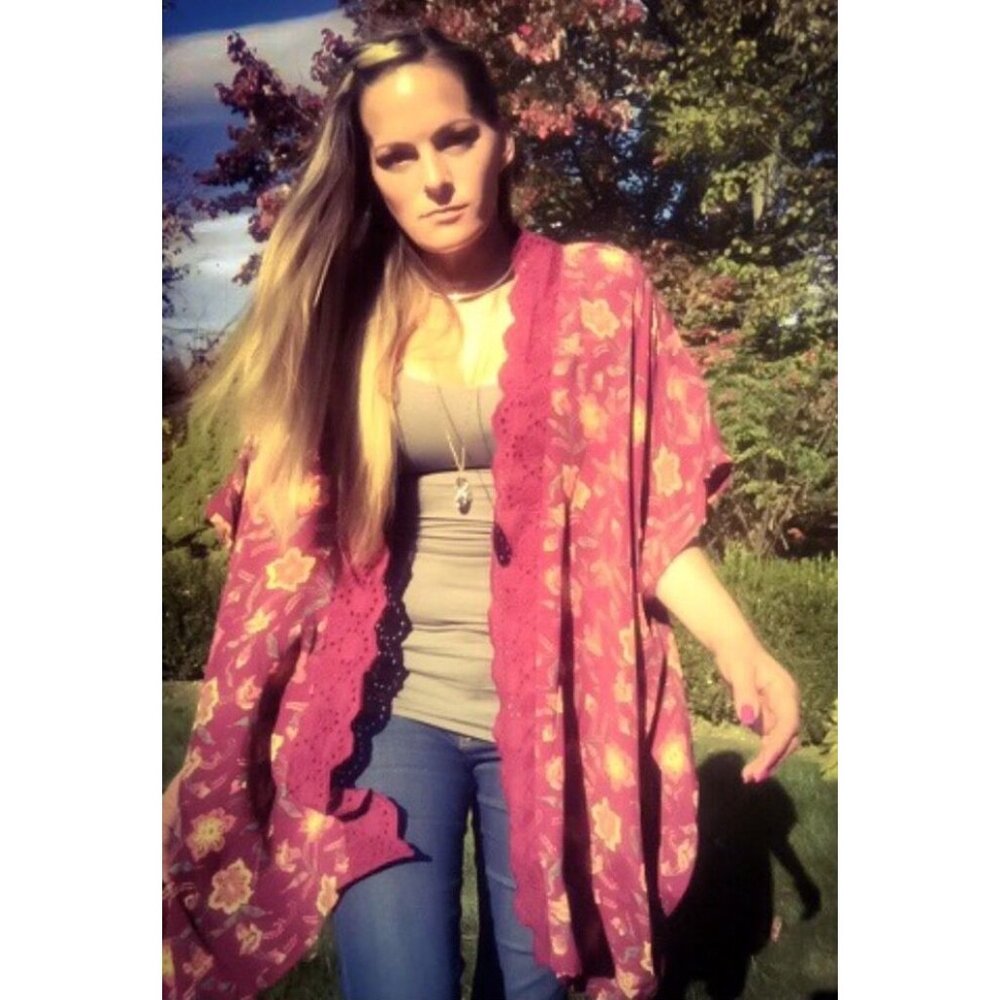 NWOT Nordstrom Floral Crochet Trim Kimono Throw Duster - Picture 13 of 13